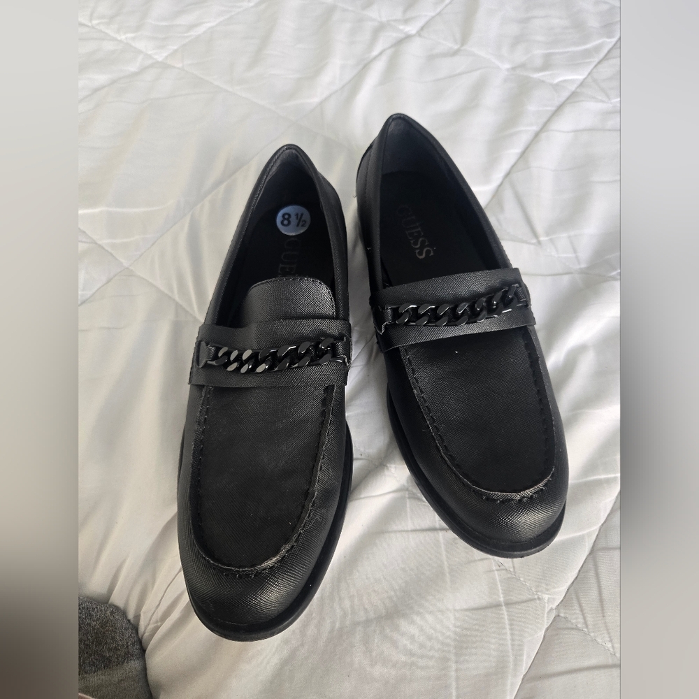 Guess Mens 8.5 Stylish Black Loafers for Men